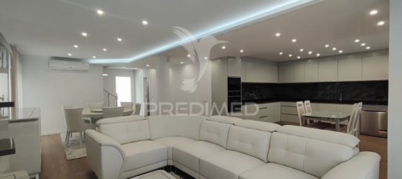 Villa de 4 dormitorios en Funchal, Portugal No. 134239 7