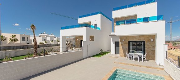 3 bedrooms House in Orihuela, Spain No. 11830 2