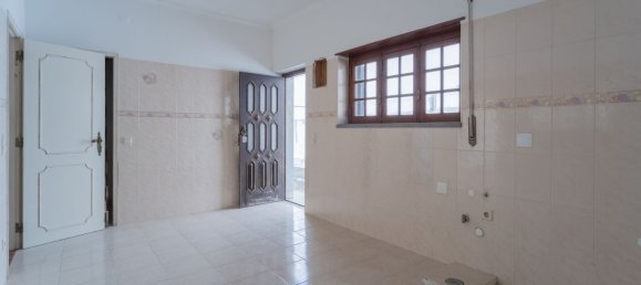 6 bedrooms House in Torres Vedras, Portugal No. 99114 18