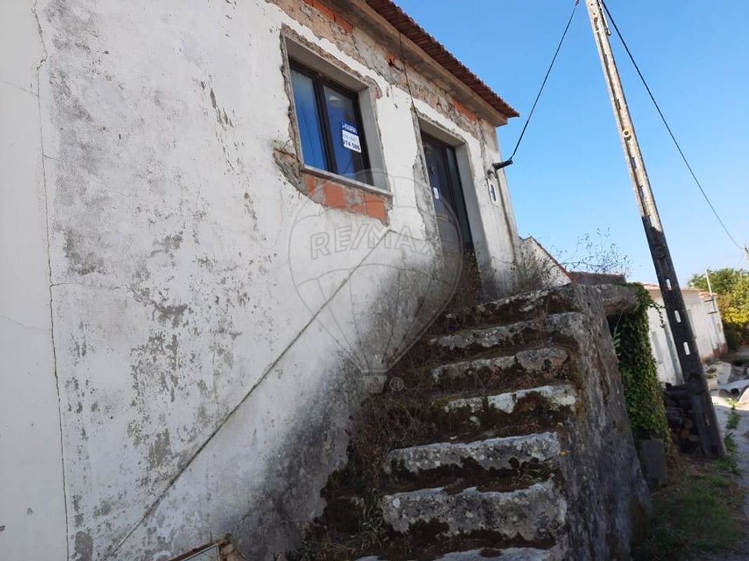 Casa de 2 dormitorios en Soure, Portugal No. 18702
