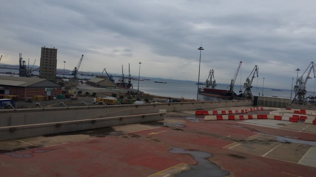  قطعة أرض في Thessaloniki, Greece 140متر مربع رقم 54560