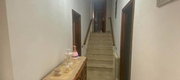 Apartamento de 6 habitaciónes en Luni, Italy No. 35274 40
