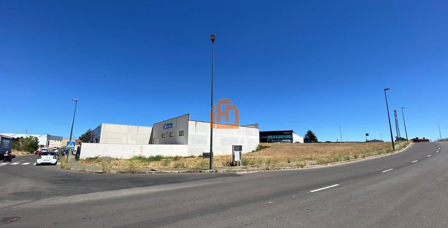 Grundstück in San Andres del Rabanedo, Spain, Nr. 78331