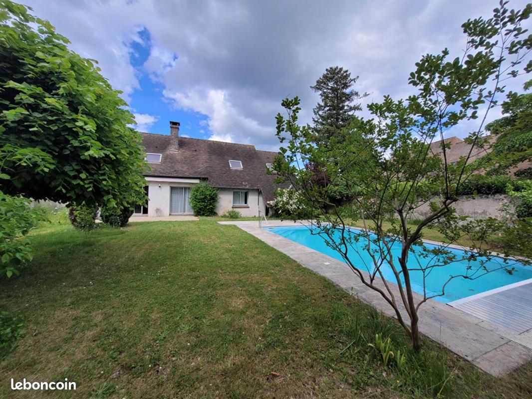 5 bedrooms House in Olivet, France No. 264966