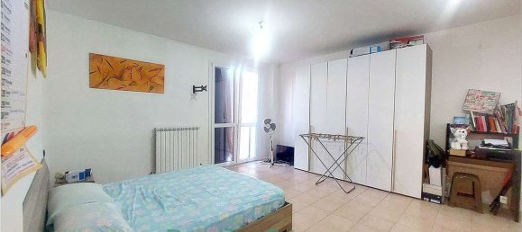 3 rooms Apartment in Modena, Italy No. 290500 24