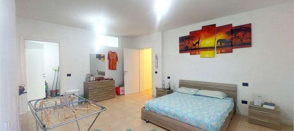 3 rooms Apartment in Modena, Italy No. 290500 28