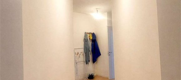 3 rooms Apartment in Modena, Italy No. 290500 36