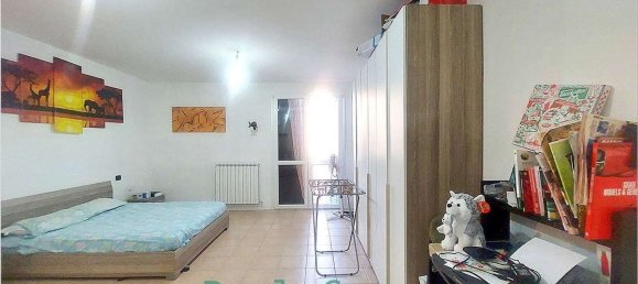 3 rooms Apartment in Modena, Italy No. 290500 26