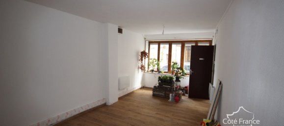 4 chambres Appartement à Givet, France No. 89176 9