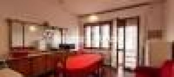 5 rooms Apartment in Siena, Italy No. 23288 3