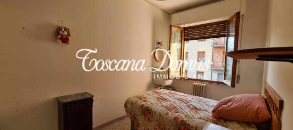 5 rooms Apartment in Siena, Italy No. 23288 8