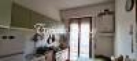 5 rooms Apartment in Siena, Italy No. 23288 2