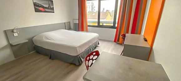 50m² Apartment in Paris, France No. 1883 6