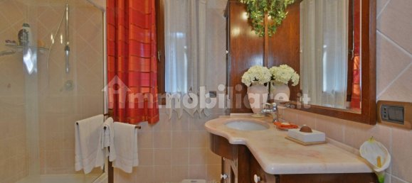 4 bedrooms House in San Biagio della Cima, Italy No. 36550 7