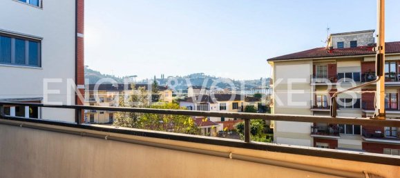 3 bedrooms Apartment in Florence, Italy No. 132112 27