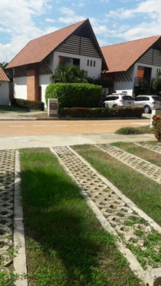 4 bedrooms House in Antioquia, Colombia No. 8661