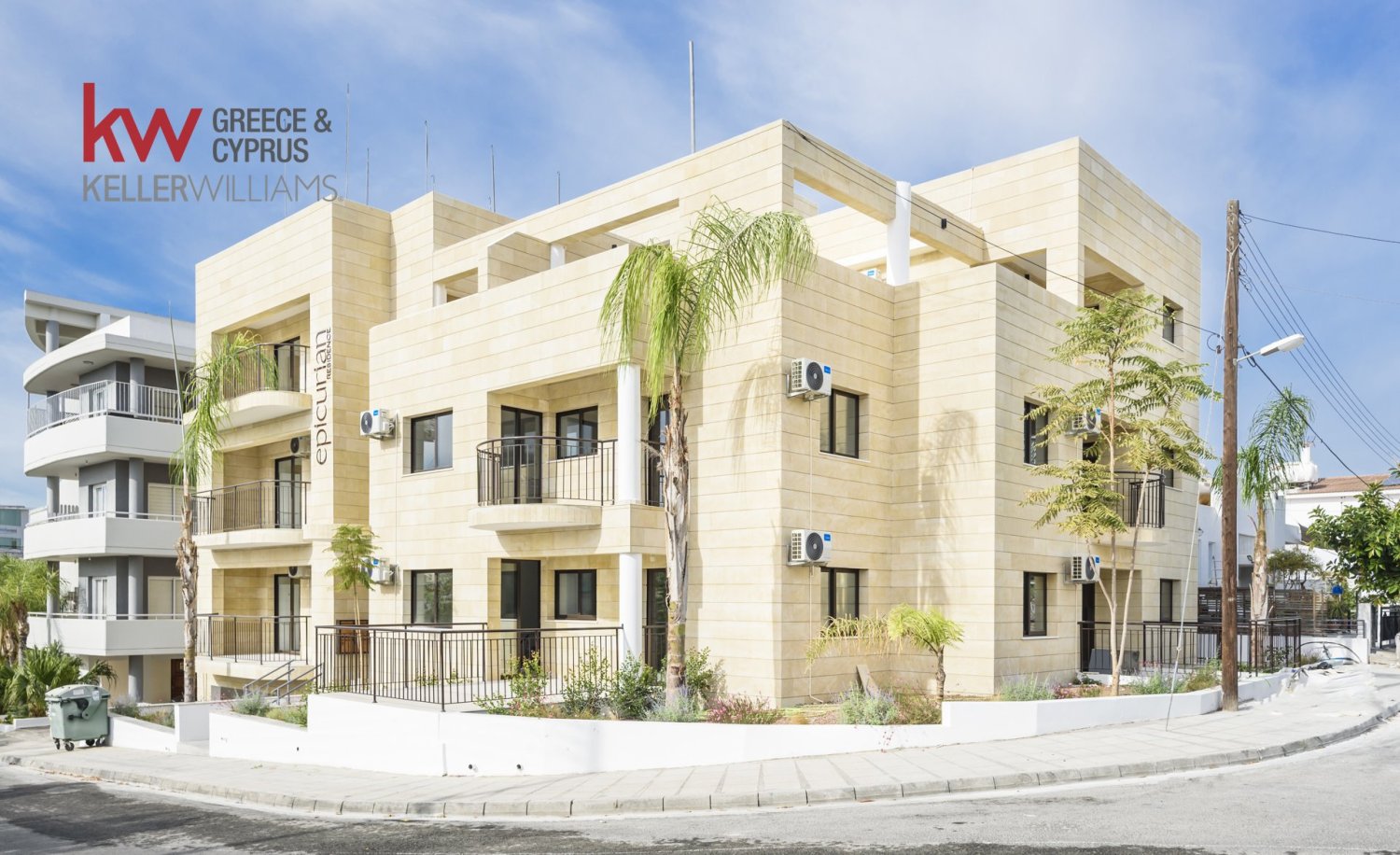 Квартира с 2 спальнями в Агландзия, Кипр № 26594