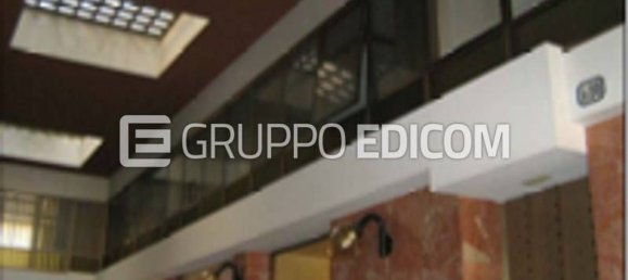 255m² Commercial property in Padua, Italy No. 365052 6