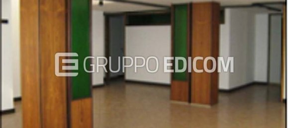 255m² Commercial property in Padua, Italy No. 365052 9