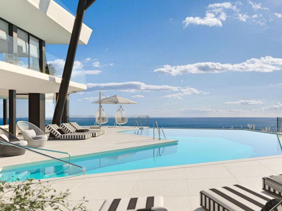 Квартира с 2 спальнями в Фуэнхирола, Испания № 179975