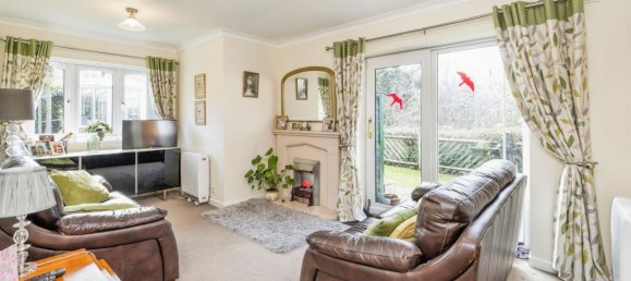 2 bedrooms Bungalow in Bushey, United Kingdom No. 6243 9