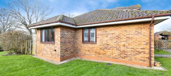 2 bedrooms Bungalow in Bushey, United Kingdom No. 6243 14