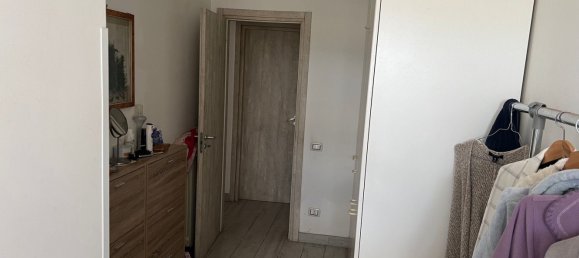 6 rooms House in Pomezia, Italy No. 17037 21