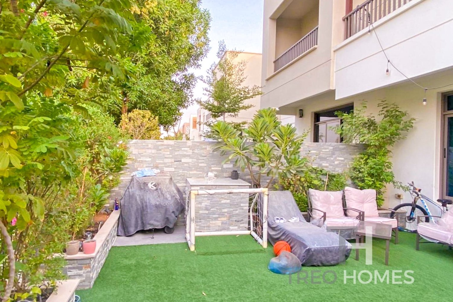 Таунхаус с 3 спальнями в Town Square, ОАЭ № 28636