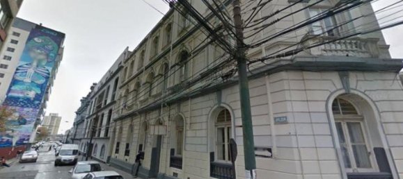 Bureau à Valparaiso, Chile No. 393 2