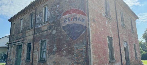 Дом с 6 комнатами в Альфонсине, Италия № 162787 13