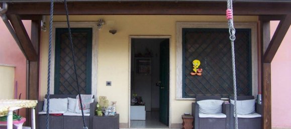 Apartamento de 3 dormitorios en Pomezia, Italy No. 205978 7