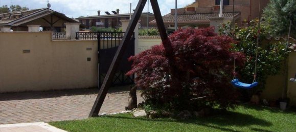 Apartamento de 3 dormitorios en Pomezia, Italy No. 205978 9