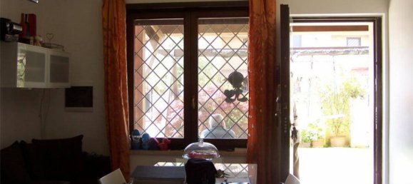 Apartamento de 3 dormitorios en Pomezia, Italy No. 205978 10