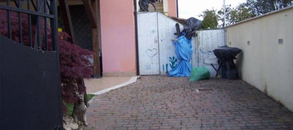 Apartamento de 3 dormitorios en Pomezia, Italy No. 205978 6