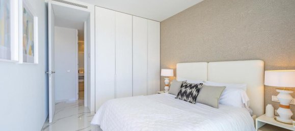 Apartamento de 3 dormitorios en La Quinta, Spain No. 177900 19