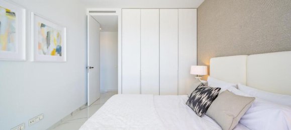 Apartamento de 3 dormitorios en La Quinta, Spain No. 177900 20