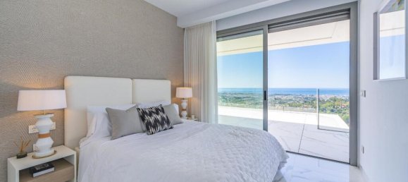 Apartamento de 3 dormitorios en La Quinta, Spain No. 177900 17