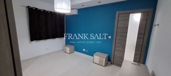 2 bedrooms Apartment in Attard, Malta No. 5005 4
