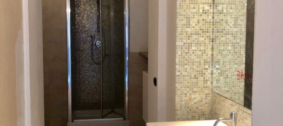 3-salle Appartement à Voghera, Italy No. 92023 5