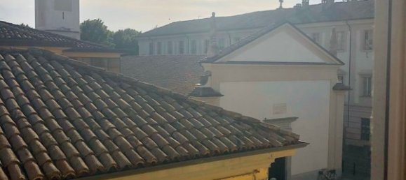 3-salle Appartement à Voghera, Italy No. 92023 2