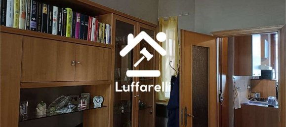 4 rooms Apartment in Turin, Italy No. 50579 9