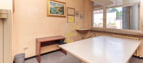 Casa de 3 habitaciónes en Valenza, Italy No. 177155 43