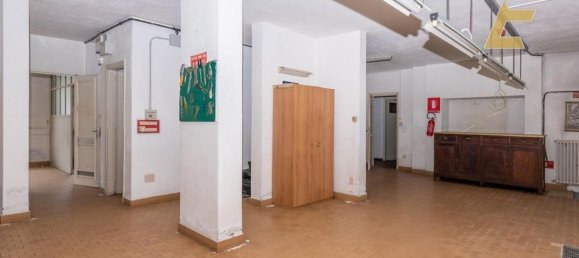 Casa de 3 habitaciónes en Valenza, Italy No. 177155 47