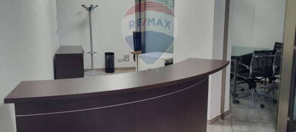 2-salle Propriété commerciale à Catania, Italy No. 259469 3