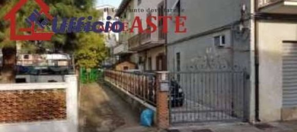 4 bedrooms Apartment in Civitanova Marche, Italy No. 292664 3