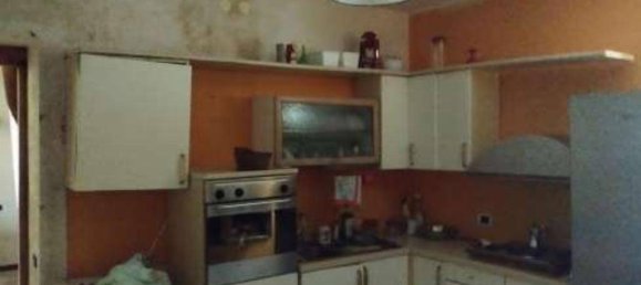 6 bedrooms Apartment in Cocquio-Trevisago, Italy No. 283496 5