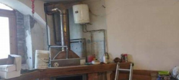 6 bedrooms Apartment in Cocquio-Trevisago, Italy No. 283496 4