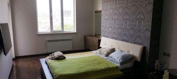 4 Schlafzimmer Wohnung in Nasimi, Azerbaijan, Nr. 2074 3