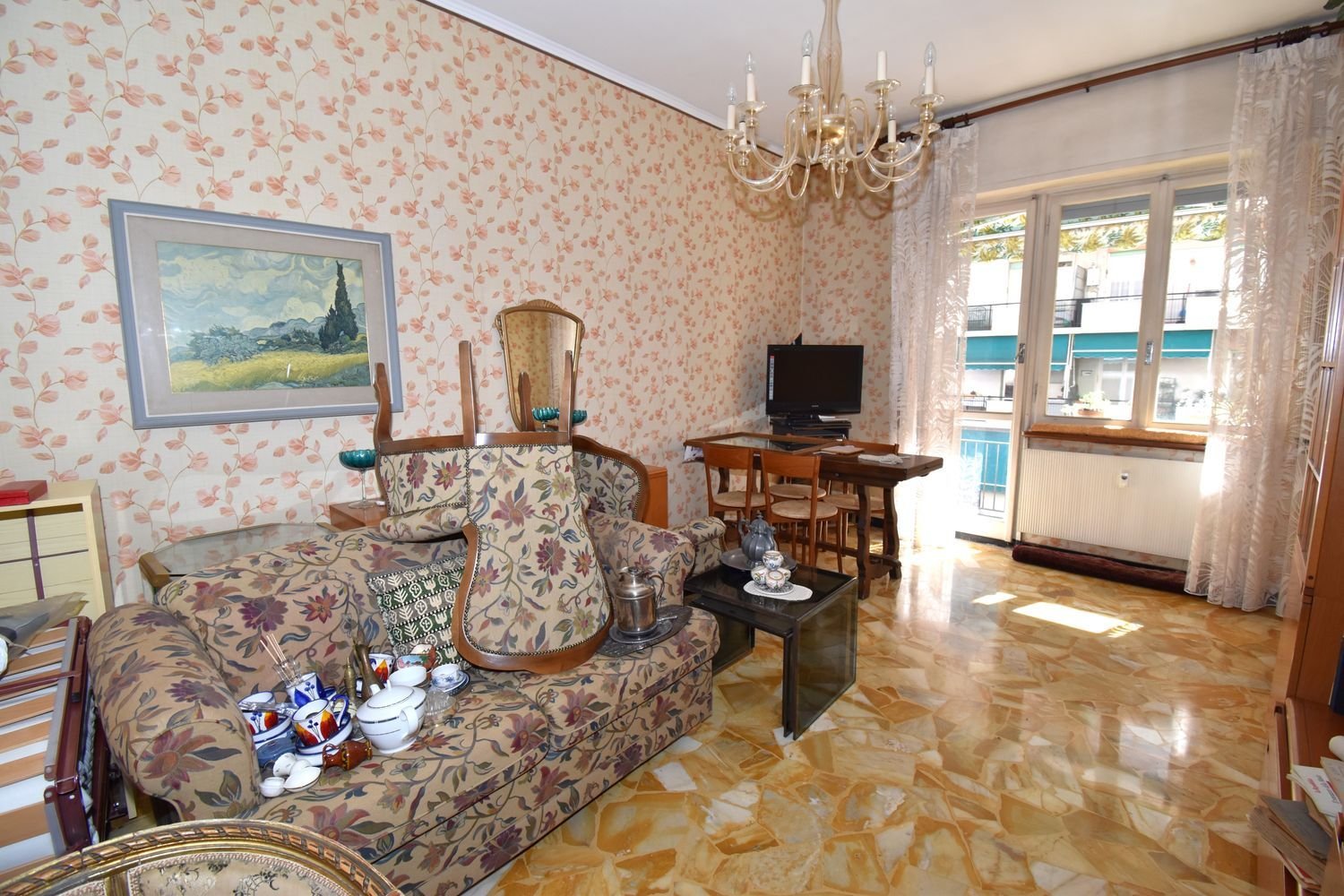 3 Schlafzimmer Wohnung in Genoa, Italy, Nr. 392361