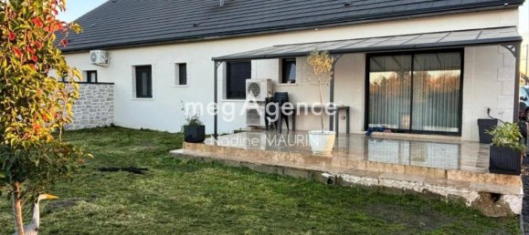 4 bedrooms Villa in Romorantin-Lanthenay, France No. 160389 3